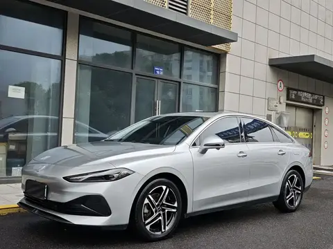 Roewe D7 2023 buy in Moscow