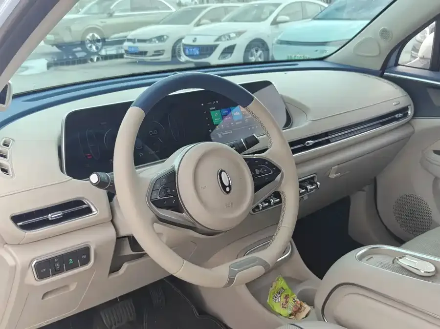 ORA good cat Euler Good Cat 2023 401km standard range premium ternary lithium model 2023 — миниатюра 4