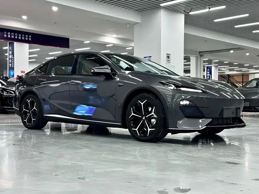 Deepal dark blue SL03 Dark Blue SL03 2025 Extended Range Sports 2026 — миниатюра 3