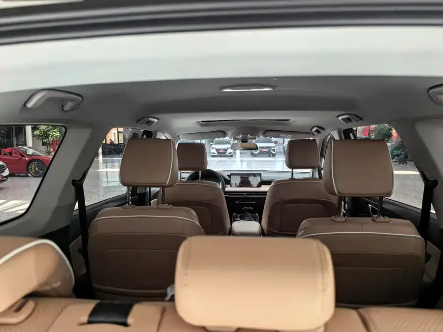 Wuling Jiachen Wuling Jiachen 2022 1.5T CVT exclusive flagship model 2024 — миниатюра 4