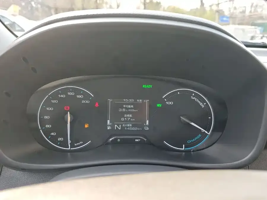 Wuling Hongguang New Energy Wuling Hongguang New Energy 2025 Extended Range Hybrid 50KM Comfort Edition 2025 — миниатюра 2