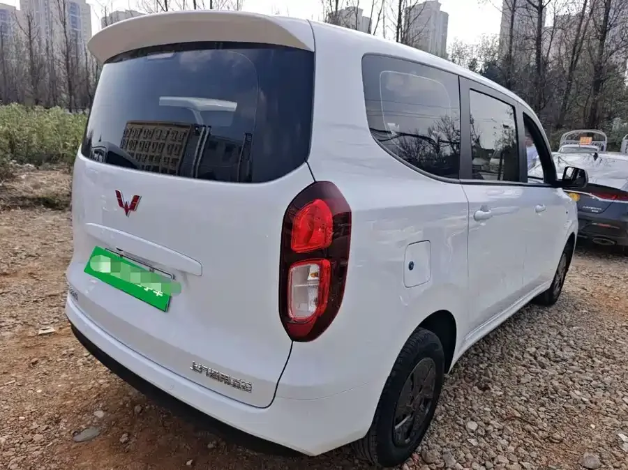 Wuling Hongguang New Energy Wuling Hongguang New Energy 2025 Extended Range Hybrid 50KM Comfort Edition 2025 — миниатюра 3