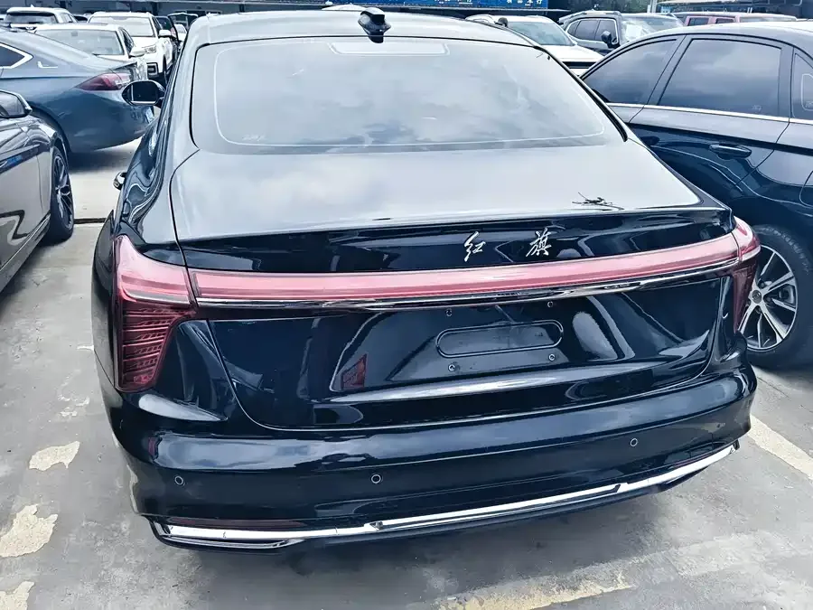 Hongqi H5 Hongqi H5 2023 1.5T DCT Zhilian Qiyun Edition 2023 — миниатюра 5