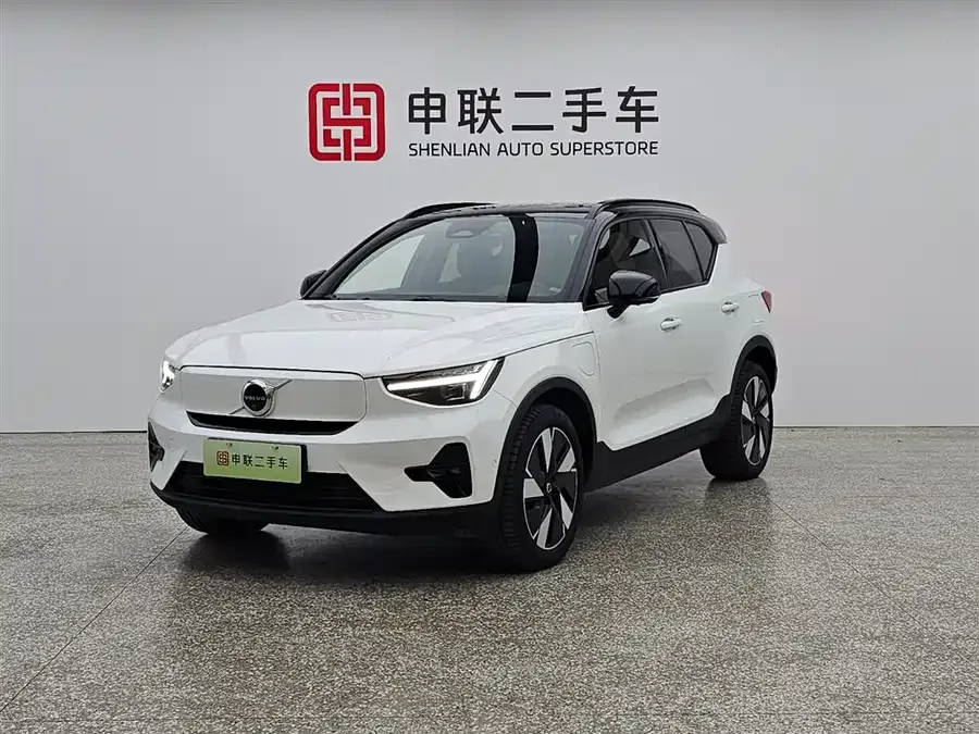 Volvo XC40 New Energy Volvo XC40 PHEV 2024 Long Range PRO 2024 — фото 1, купить с доставкой в Москву
