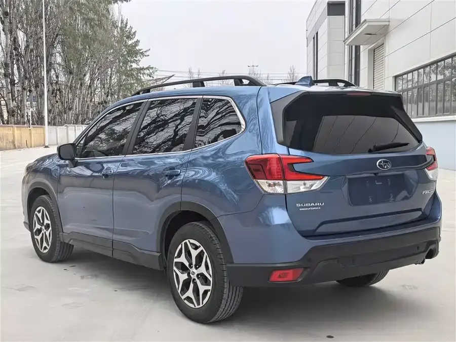 Subaru Forester Forester 2022 2.0i AWD Luxury Edition EyeSight 2023 — миниатюра 3
