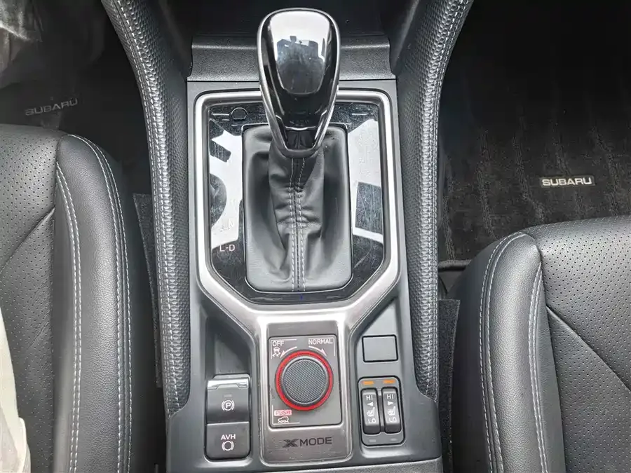Subaru Forester Forester 2022 2.0i AWD Luxury Edition EyeSight 2023 — миниатюра 5