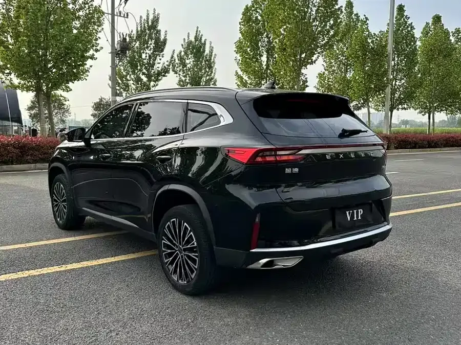 Exeed TXL Exeed Lingyun 2024 300T 2WD King Edition 2024 — миниатюра 2