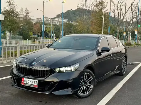 BMW 5 series 2025 купить в Москве