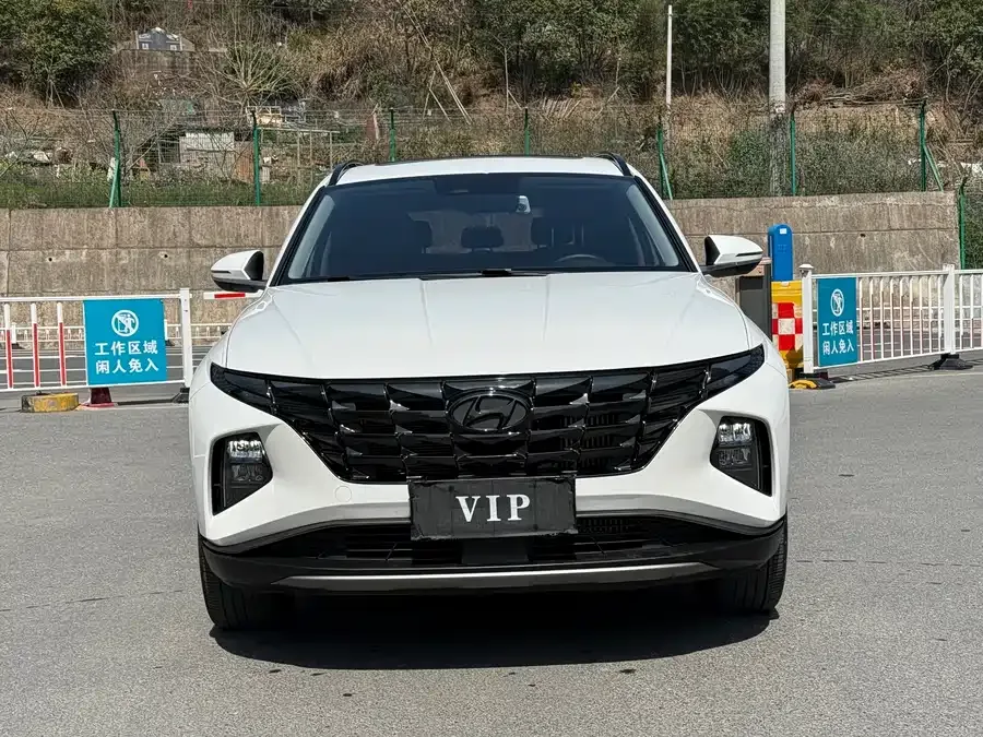 Hyundai Tucson L Tucson 2023 Tucson L 1.5T Automatic 2WD DLX Luxury Edition 2024 — миниатюра 3