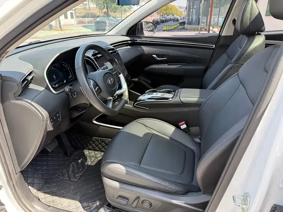 Hyundai Tucson L Tucson 2023 Tucson L 1.5T Automatic 2WD DLX Luxury Edition 2024 — миниатюра 4