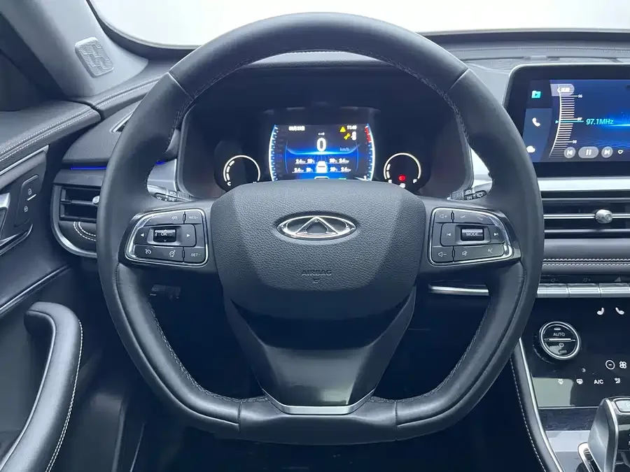Chery Tiggo 8 Tiggo 8 2025 Excellence Edition 230TCI Automatic Luxury Edition 7 Seaters 2025 — миниатюра 5