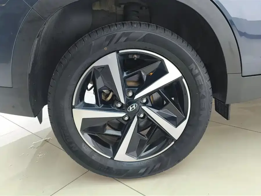Hyundai Beijing ix35 Beijing Hyundai ix35 2021 2.0L Automatic 2WD GLS Leading Edition 2022 — миниатюра 2