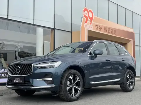 Volvo XC60 2026 купить в Москве