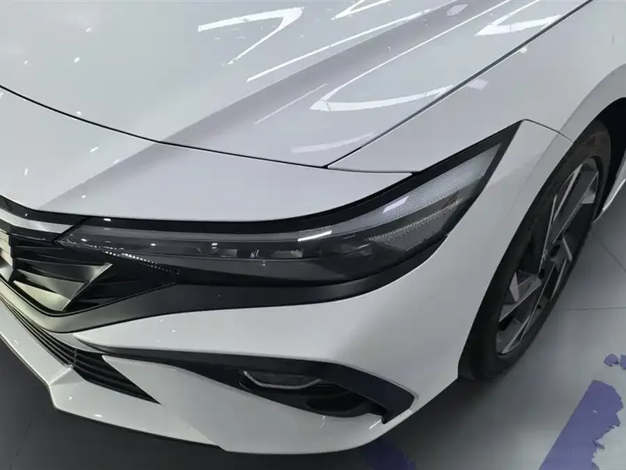 Hyundai Elantra Elantra 2023 1.5L CVT GLX Elite Edition 2025 — миниатюра 2