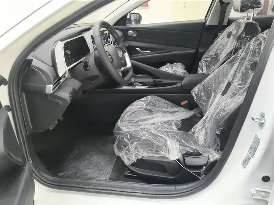 Hyundai Elantra Elantra 2023 1.5L CVT GLX Elite Edition 2025 — миниатюра 3