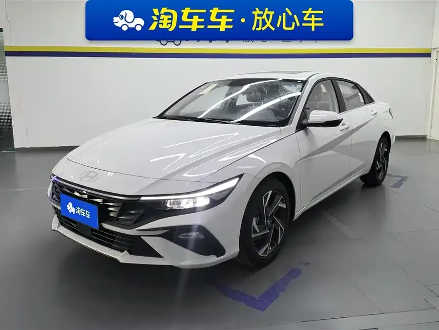 Hyundai Elantra Elantra 2023 1.5L CVT GLX Elite Edition 2025 — фото 1, купить с доставкой в Москву