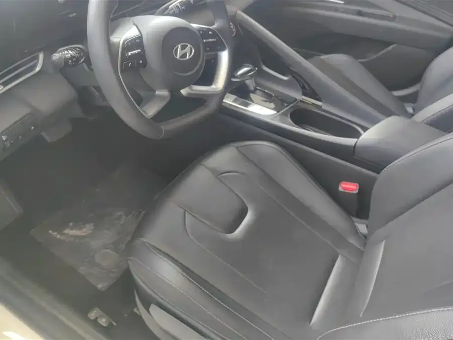 Hyundai Elantra Elantra 2023 1.5L CVT GLX Elite Edition 2023 — миниатюра 3