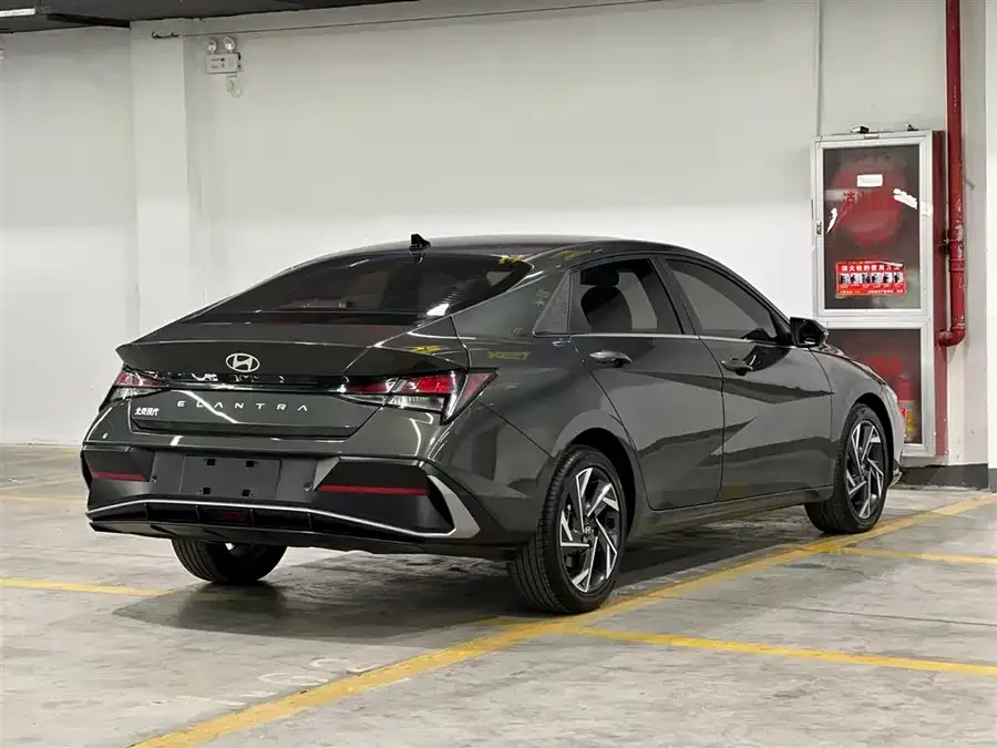 Hyundai Elantra Elantra 2023 1.5L CVT GLX Elite Edition 2023 — миниатюра 2