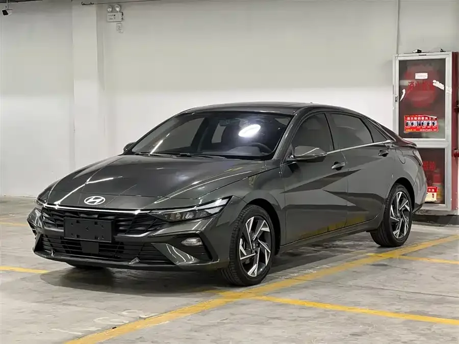 Hyundai Elantra Elantra 2023 1.5L CVT GLX Elite Edition 2023 — фото 1, купить с доставкой в Москву