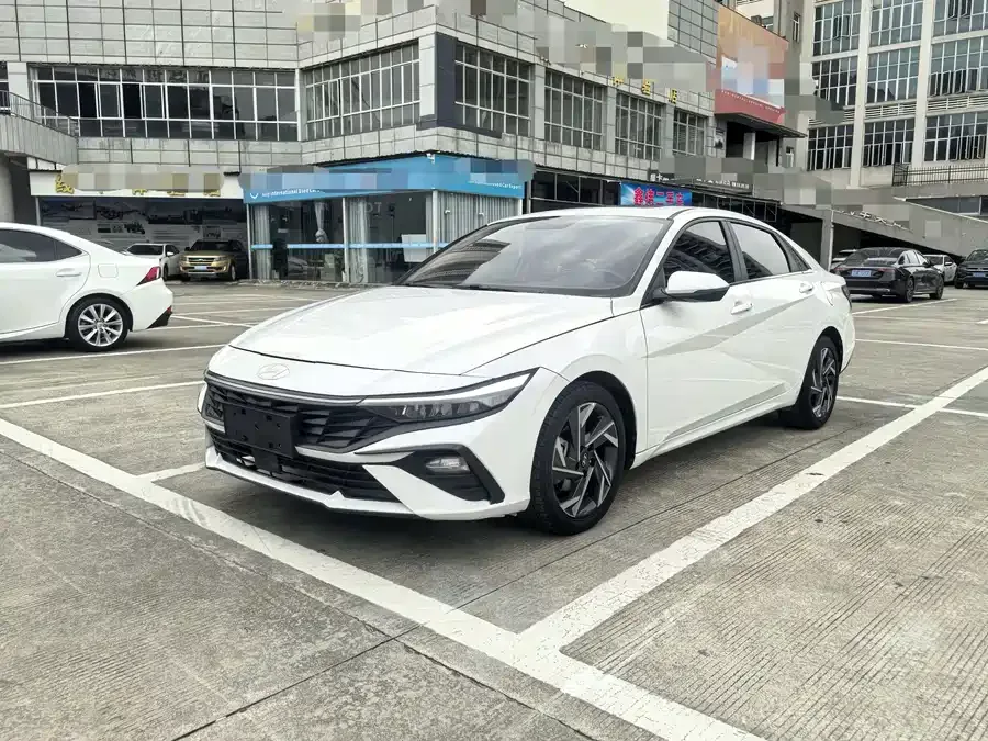 Hyundai Elantra Elantra 2023 1.5L CVT GLX Elite Edition 2024 — фото 1, купить с доставкой в Москву