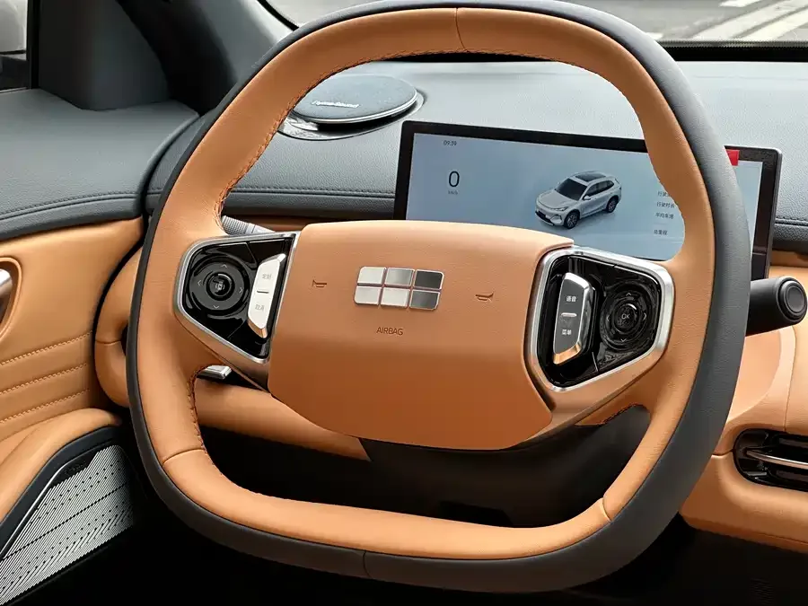 Geely Galaxy Starship 7 Galaxy Starship 7 2025 55km Explorer Edition 2025 — миниатюра 5