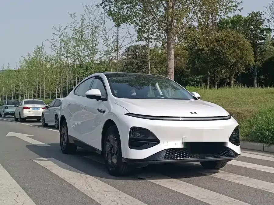 XPeng G6 Xiaopeng G6 2025 625 Long Range Max Flagship Edition 2025 — миниатюра 3