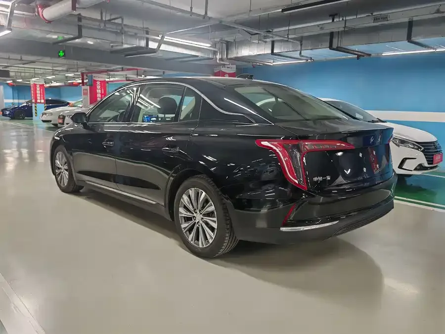 Hongqi E-QM5 Hongqi E-QM5 2024 500km Travel Edition 2024 — миниатюра 3