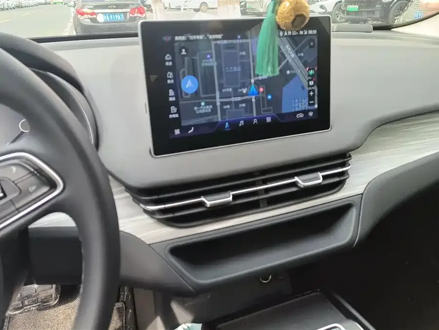 Hongqi E-QM5 Hongqi E-QM5 2024 560km PLUS 2024 — миниатюра 4