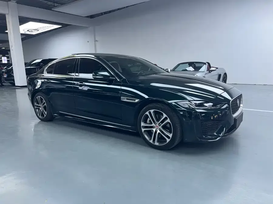 Jaguar XEL 2022 2.0T 250PS R-DYNAMIC S aggressive sports version 2022 — миниатюра 3