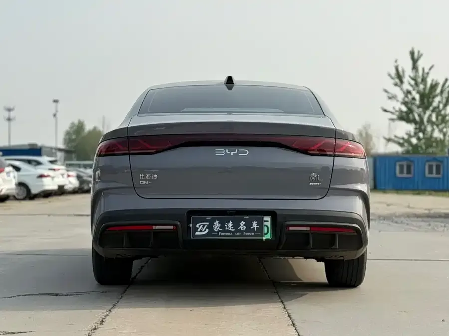 BYD Qin L Qin L 2026 DM-i 128KM Leading Edition 2025 — миниатюра 4