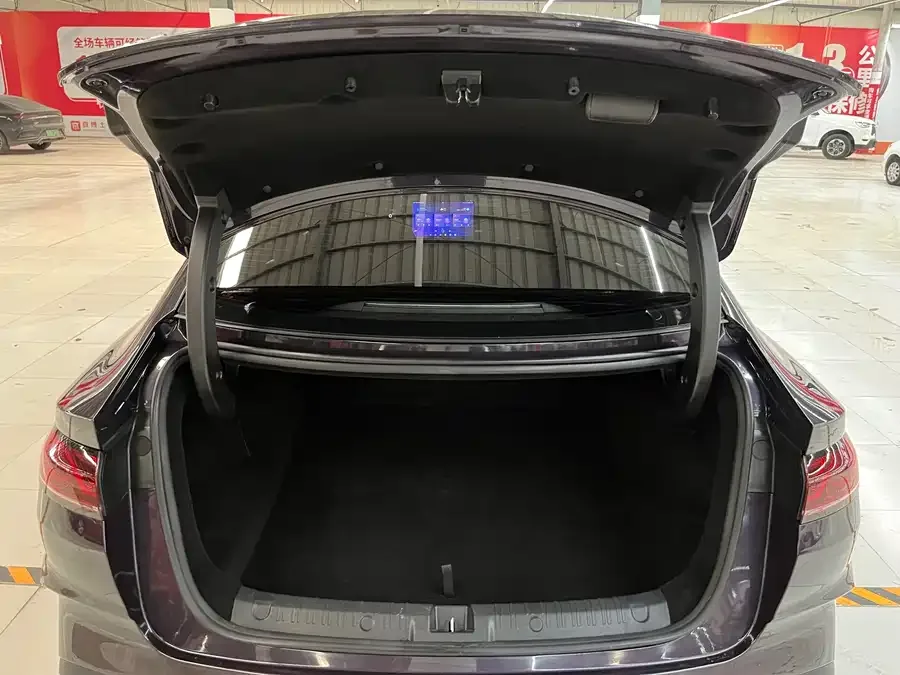 BYD Qin L Qin L 2024 DM-i 120KM Excellence Edition 2024 — миниатюра 4