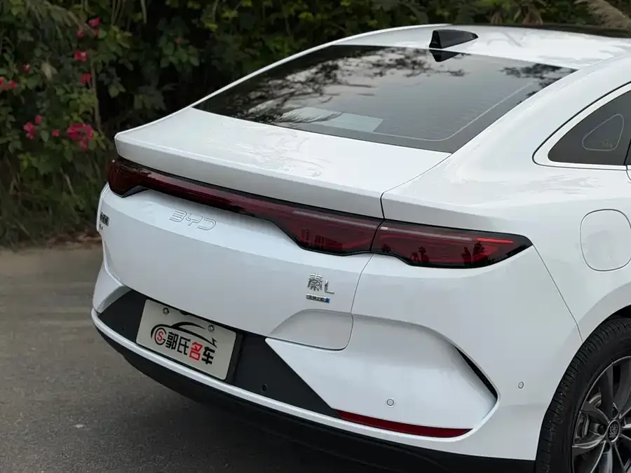 BYD Qin L Qin L 2025 EV 545KM Excellence Edition 2025 — миниатюра 4