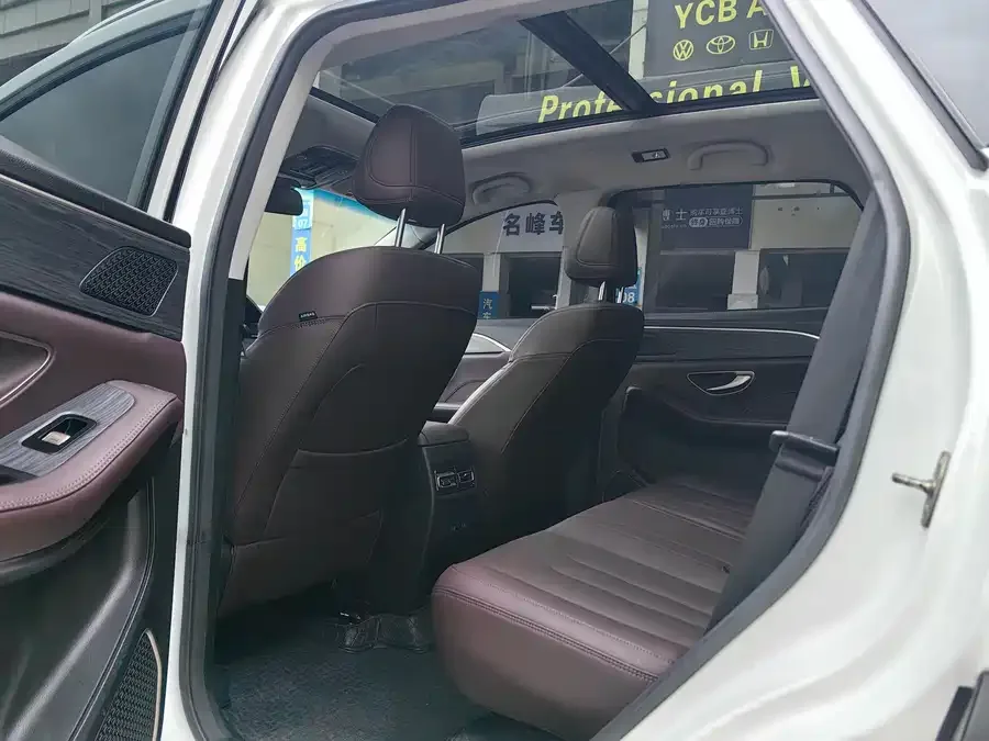 Jetour X90 PLUS JETOUR X90 PLUS 2024 1.6TD DCT Villa 7 Seaters 2024 — миниатюра 2
