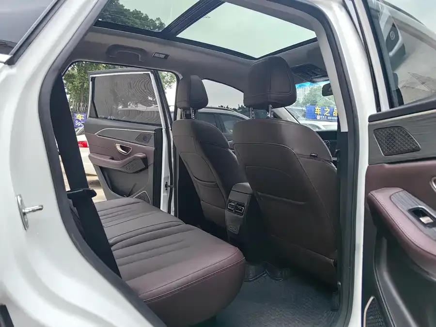 Jetour X90 PLUS JETOUR X90 PLUS 2024 1.6TD DCT Villa 7 Seaters 2024 — миниатюра 4