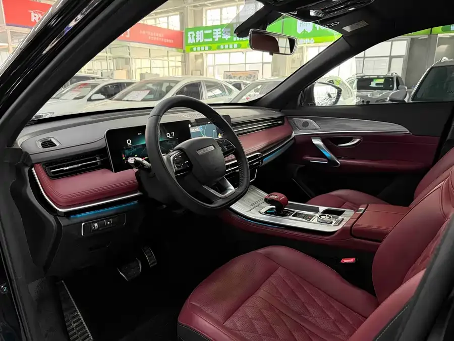 Jetour X70 PLUS JETOUR X70 PLUS 2023 1.5T DCT Brave PLUS 7-seater 2023 — миниатюра 4