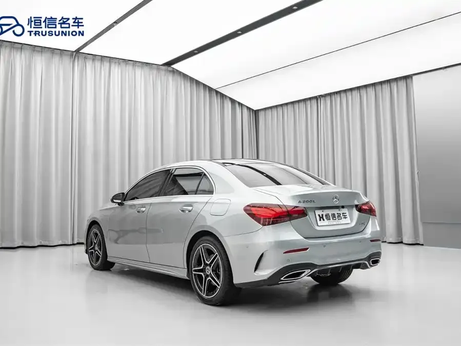 Mercedes-Benz Class A Mercedes-Benz A-Class 2023 A 200 L Fashion Edition 2024 — миниатюра 5