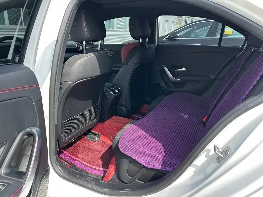 Mercedes-Benz Class A Mercedes-Benz A-Class 2024 A 200 L Fashion Edition 2024 — миниатюра 2
