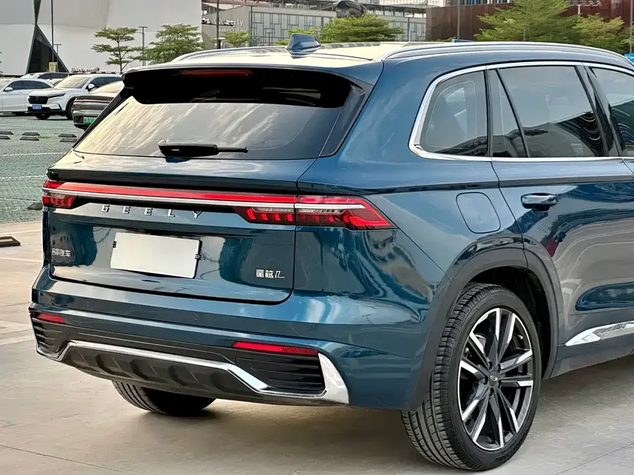 Geely Monjaro Xingyue L 2021 2.0TD DCT EVO 2WD Premium Edition 2022 — миниатюра 3