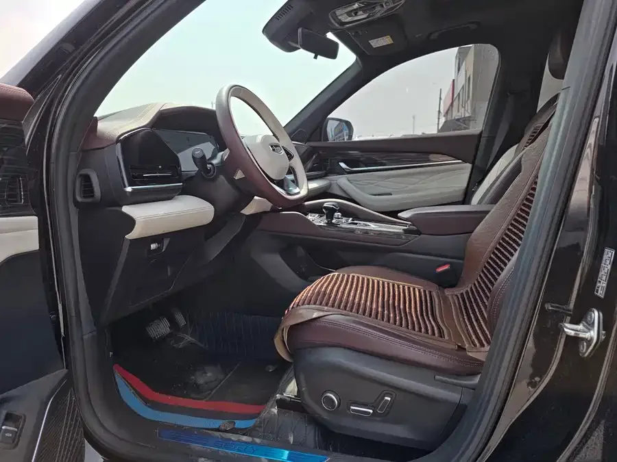 Geely Monjaro Xingyue L 2024 2.0TD High Power Automatic 2WD Yunqi Edition 2024 — миниатюра 3