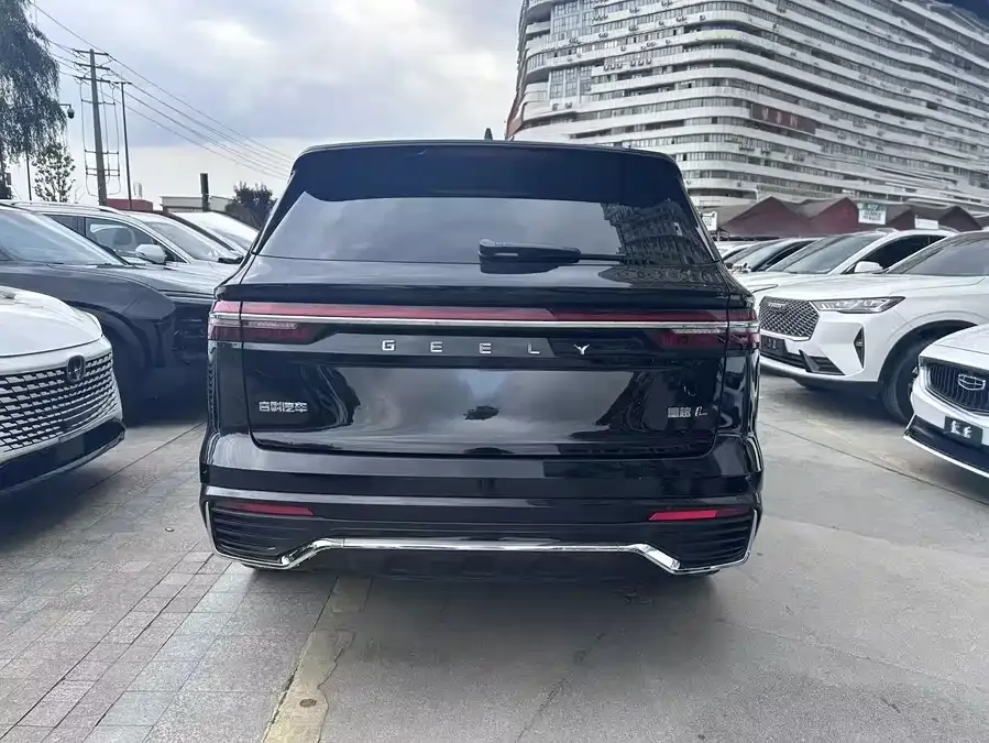 Geely Monjaro Xingyue L 2025 Dongfangyao 2.0TD Automatic Star-gazing Edition 2025 — миниатюра 2