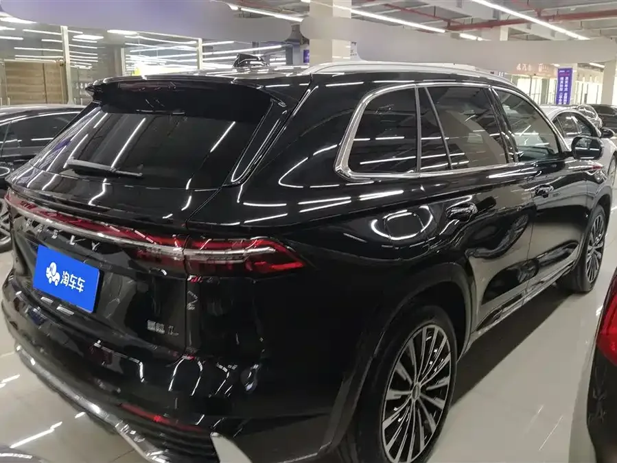 Geely Monjaro Xingyue L 2025 Dongfangyao 2.0TD Automatic Star-gazing Edition 2025 — миниатюра 3