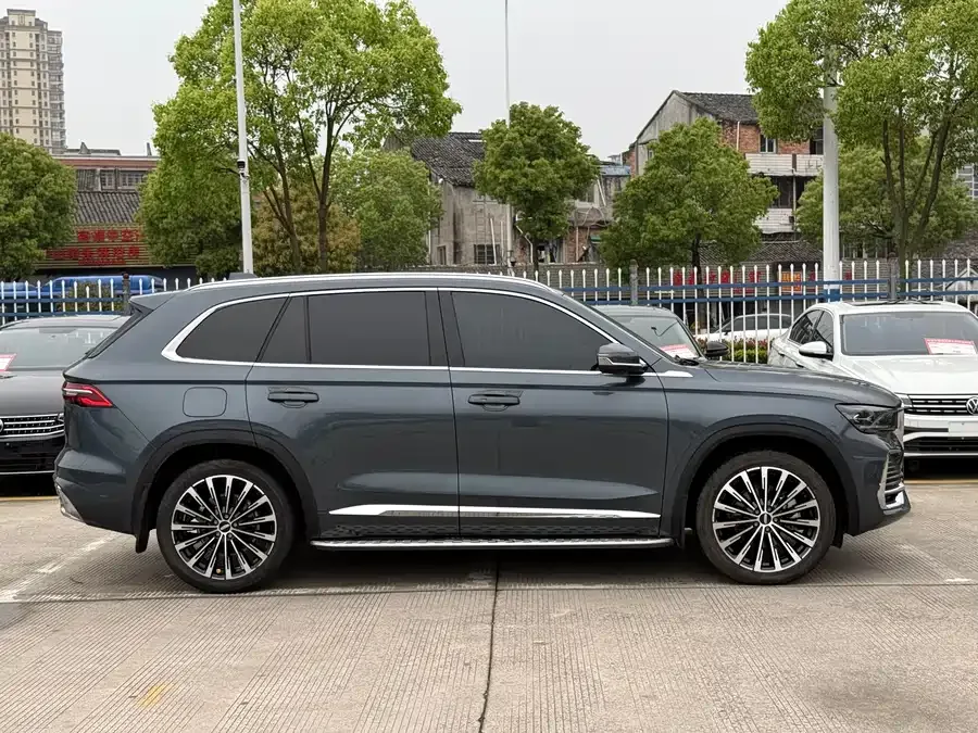 Geely Monjaro Xingyue L 2025 Dongfangyao 2.0TD Automatic Star-gazing Edition 2024 — миниатюра 4