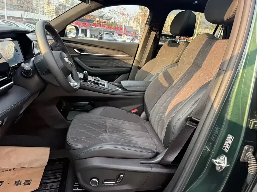 Geely Monjaro Xingyue L 2025 Dongfangyao 2.0TD Automatic 4WD Moon-Watching Edition 2024 — миниатюра 5
