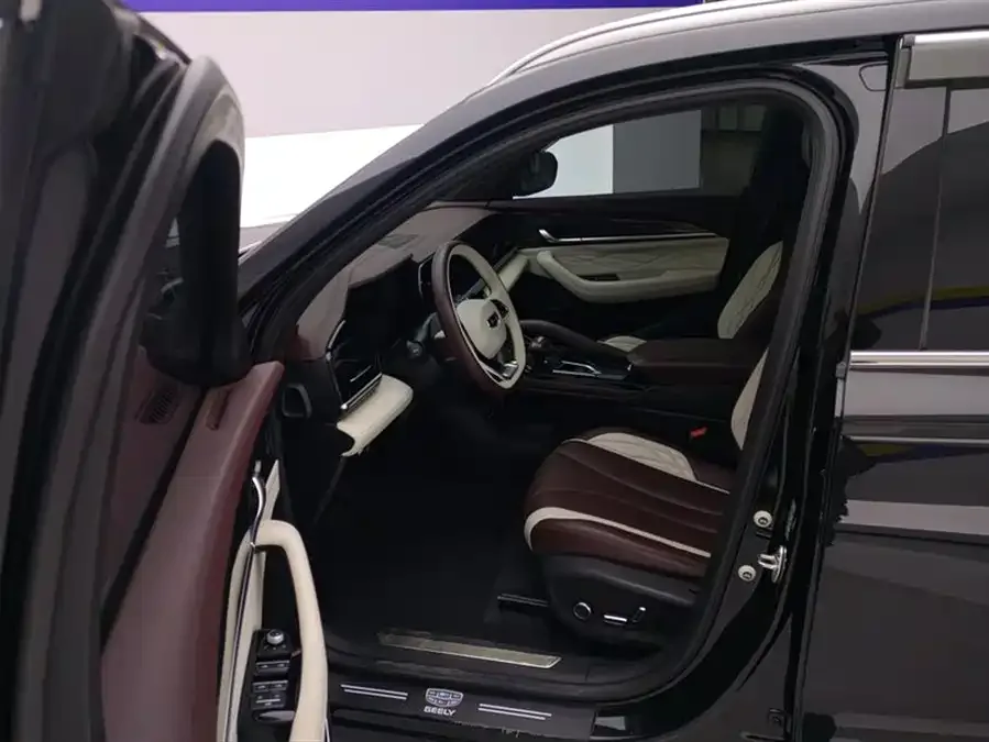 Geely Monjaro Xingyue L 2021 2.0TD DCT EVO 2WD Premium Edition 2022 — миниатюра 3