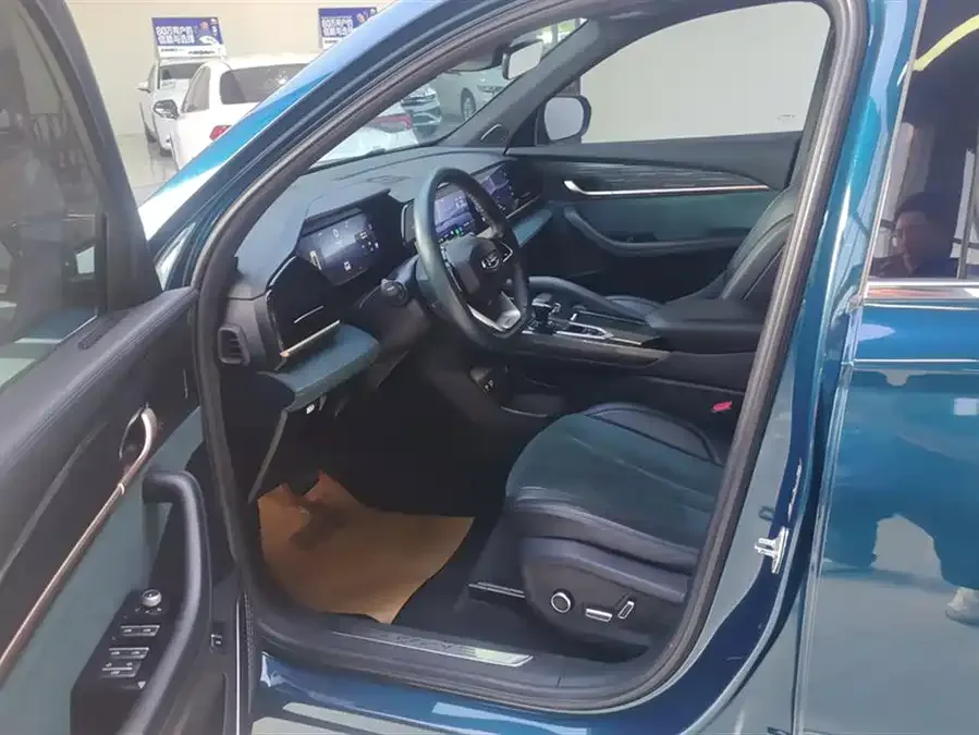 Geely Monjaro Xingyue L 2021 2.0TD DCT EVO 2WD Premium Edition 2022 — миниатюра 3