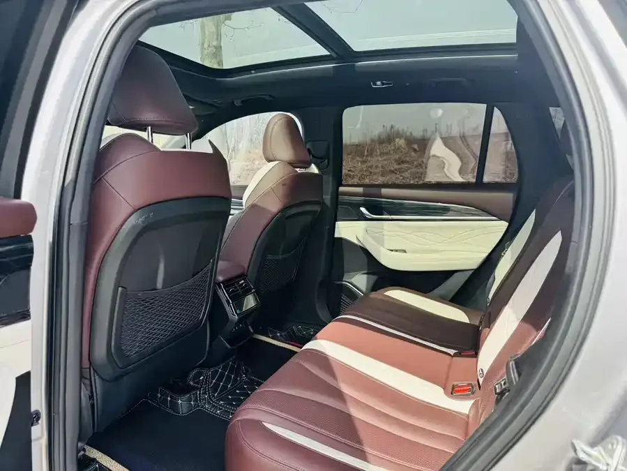 Geely Monjaro Xingyue L 2021 2.0TD DCT EVO 2WD Premium Edition 2022 — миниатюра 2