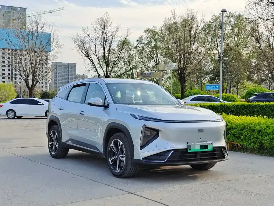 Geely Galaxy L7 Galaxy L7 2025 EM-i 115km Exploration+ Edition 2025 — миниатюра 3