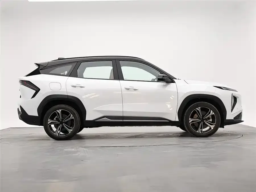 Geely Galaxy L7 Galaxy L7 2025 EM-i 115km Exploration+ Edition 2025 — миниатюра 2