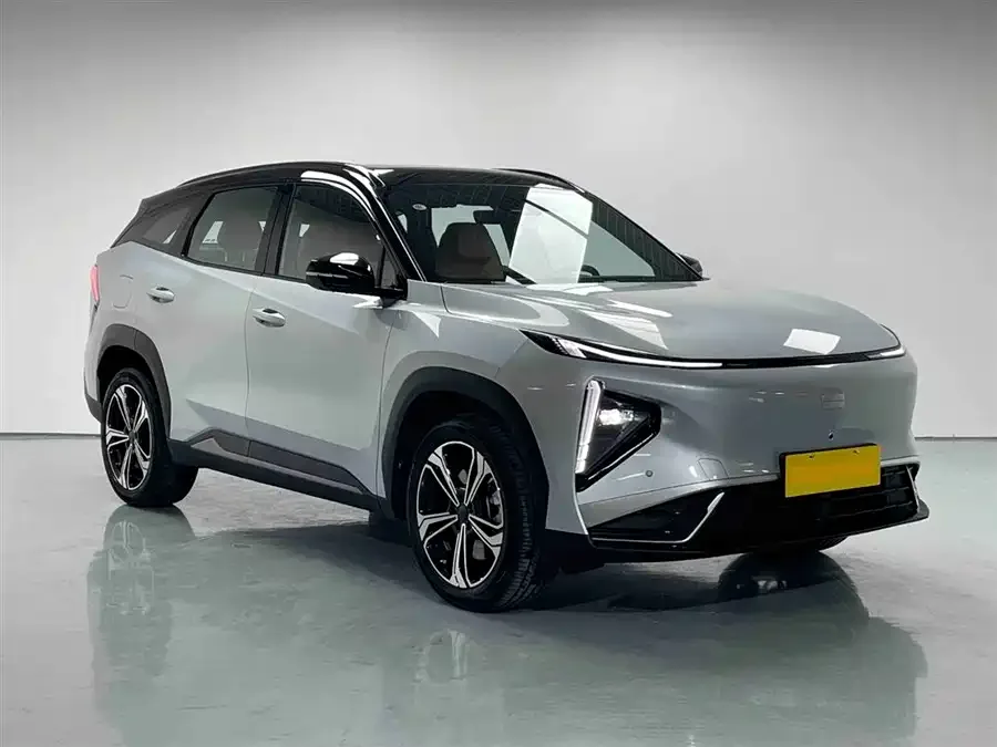 Geely Galaxy L7 Galaxy L7 2025 EM-i 115km Exploration+ Edition 2025 — миниатюра 2