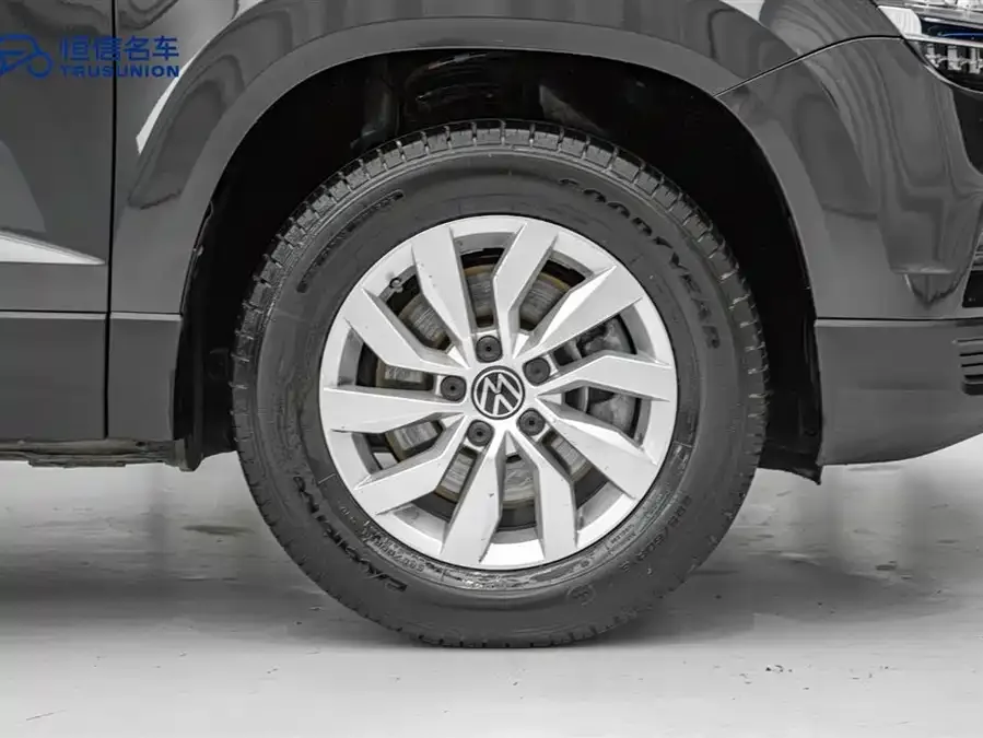 Volkswagen Tiguan (Tharu) 2022 Tuyue 280TSI 2WD Fashion Edition 2023 — миниатюра 5